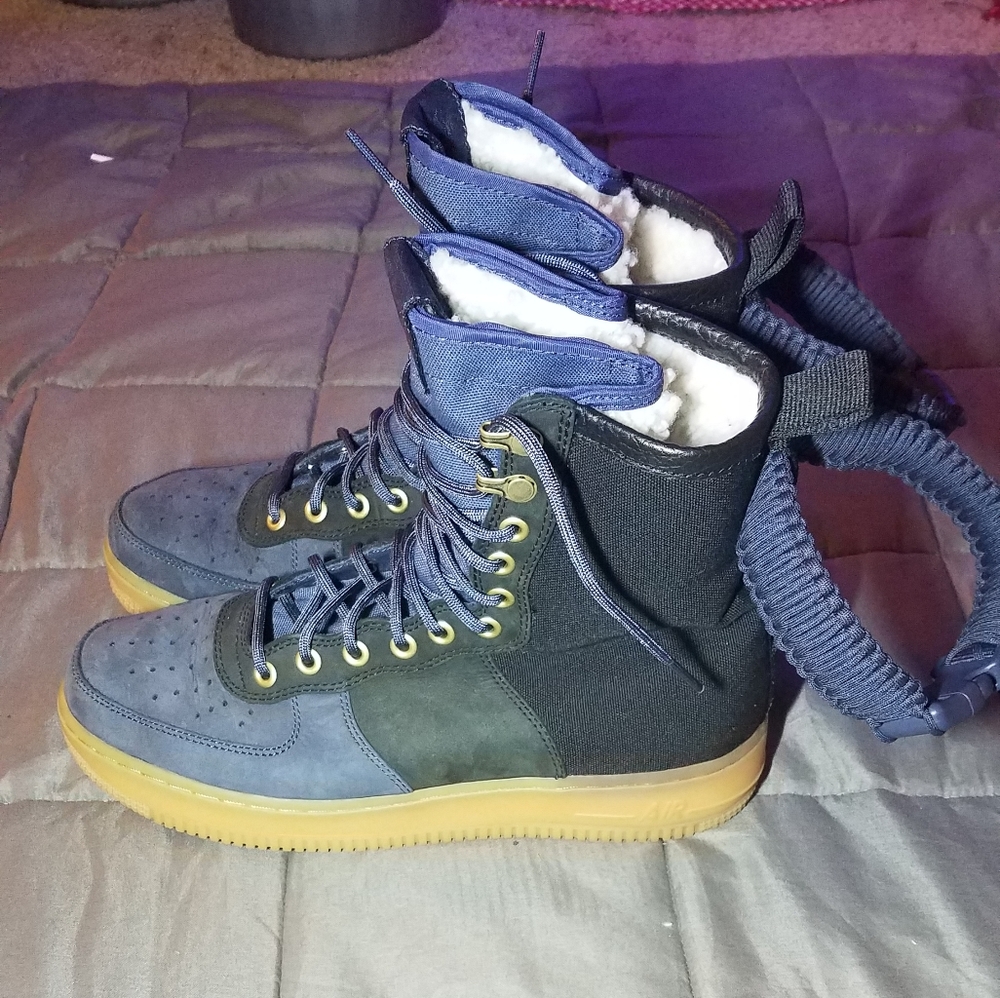 Nike Sherpa SF AF1 Gumbottoms